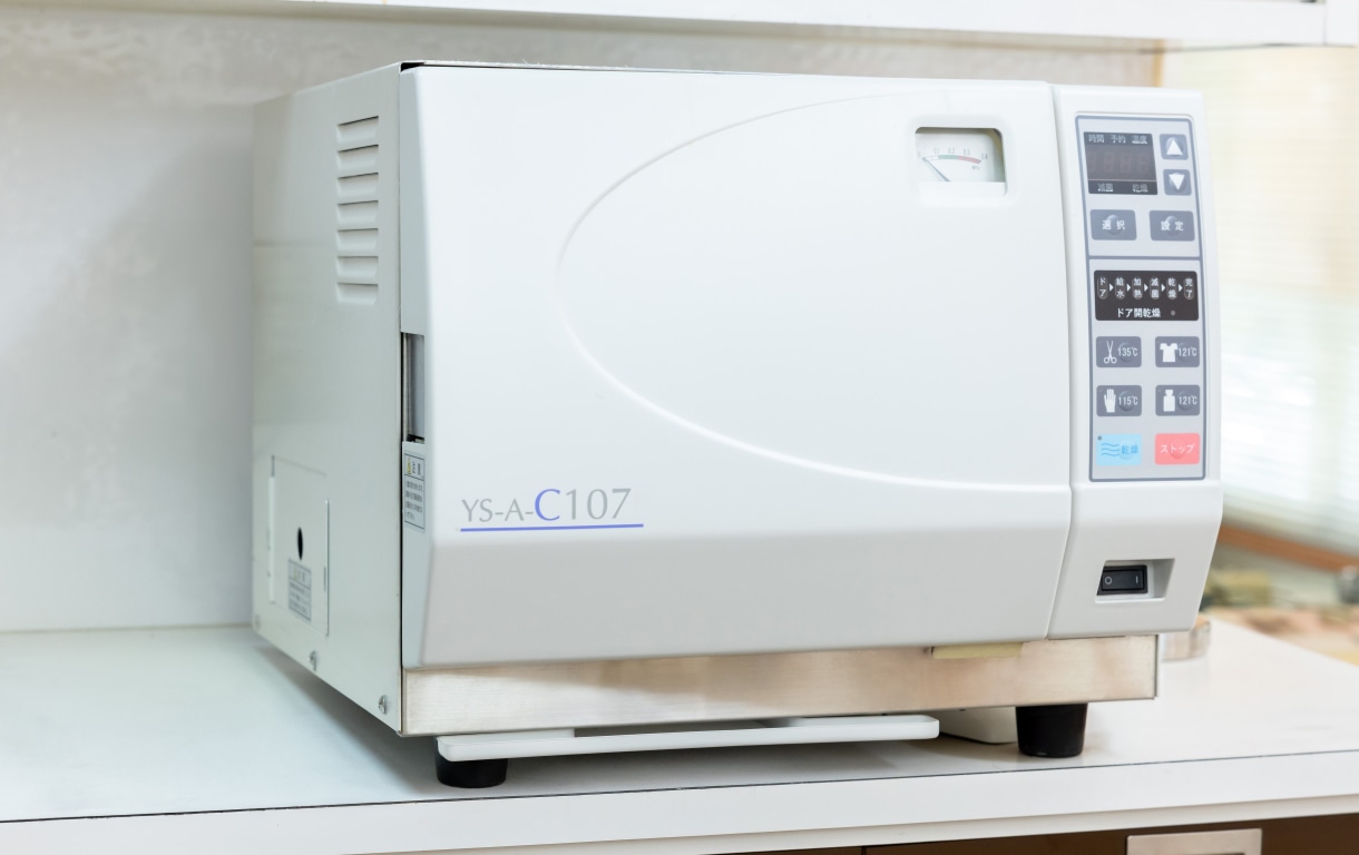 オートクレーブ滅菌器